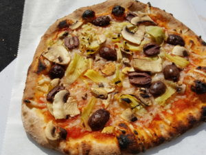 Vegan mushroom pizza with cheese
